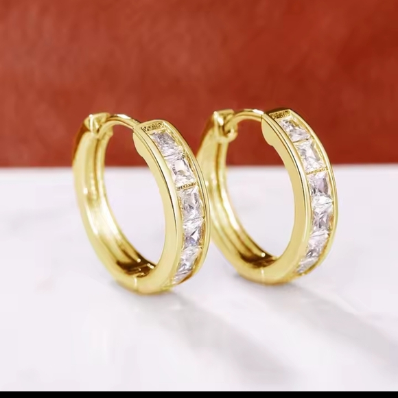 Gold Hoop Earrings For Women Rhinestone New f18 - Picture 1 of 5